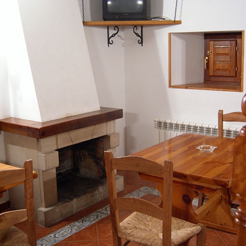 Salón con chimenea, Pocotrigo, casa rural cantabria